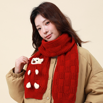 Шал с мотив мечка, полиестерна тъкан, запазва топлината, четирисезонен аксесоар, модерен градски стил