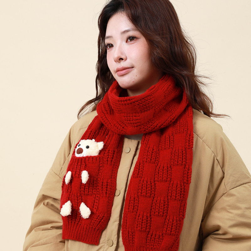 Шал с мотив мечка, полиестерна тъкан, запазва топлината, четирисезонен аксесоар, модерен градски стил