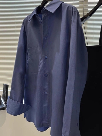 Košulja od pamuka s Lyocellom, opuštenog kroja, ovratnik košulje, jednostruko kopčanje