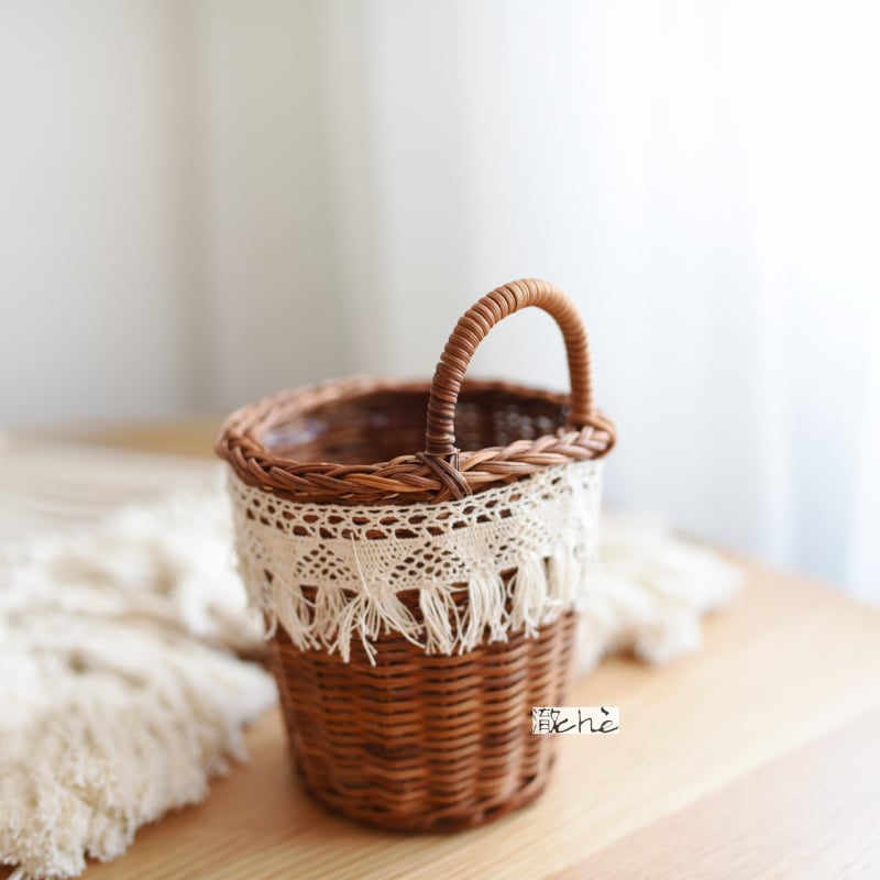 Košara od vrbine slame – japanskog stila, ručno pleteni, rub s resicama i čipkom, za cvijeće i voće, rekvizit za fotografiranje
