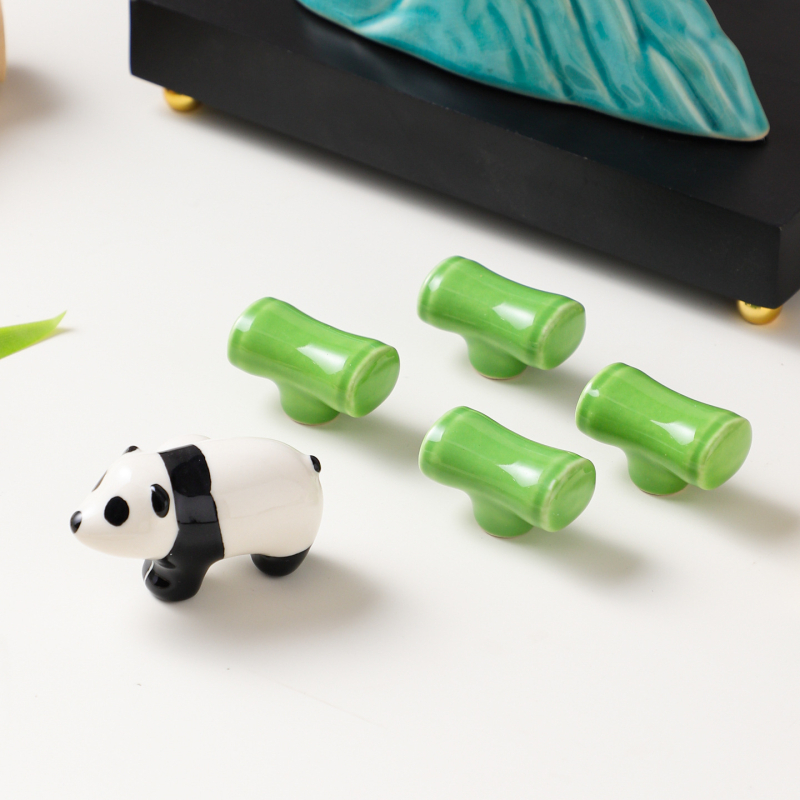 Keramička ručica Boraya LS163 za vrata ormarića, životinjski motiv (panda, lisica, koala), šipkastog oblika, montiranje na površinu, moderni minimalistički stil