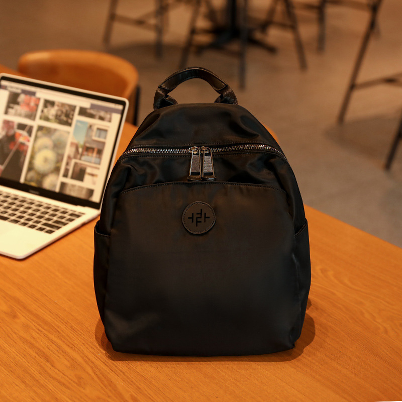 AIYOUYOU női könnyű hátizsák Oxford anyagból, cipzáras zárás, belső zipzseb és telefontartó zseb, nylon bélés, városi stílus, 2025 tavasz