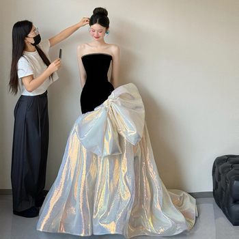 Večernja haljina za svadbu s U-dekolteom i dvostrukim reverom, bez rukava, poliester mješavina 50–70%, silueta princeze