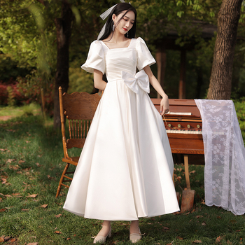 Rochie de mireasă din satin francez, decolteu adânc în V, mâneci 3/4, fustă lungă, talie la mijloc, colecție de iarnă 2025