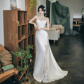 Vjenčana haljina s jednim ramenom, lagana, visokim strukom, duga suknja, rukavi princeze, poliesterska mješavina