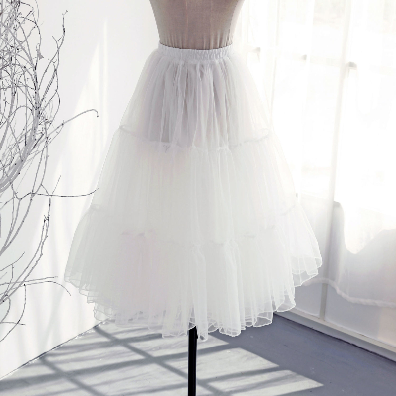 Lolita Petticoat Boneless Bustle de la Unique, vara 2021
