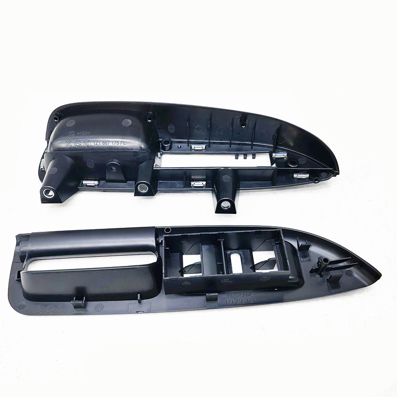 Skoda Octavia RS belső ajtó kilincs – Márka Huo Winning – Alkatrész 1Z 1867171 – Anyag: Műanyag