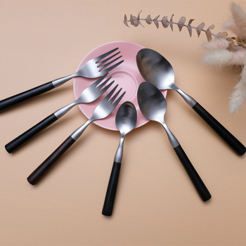 Комплект прибори за стейк: нож, вилица и лъжица от неръждаема стомана 304 с матиран финиш; възможност за печат на лого