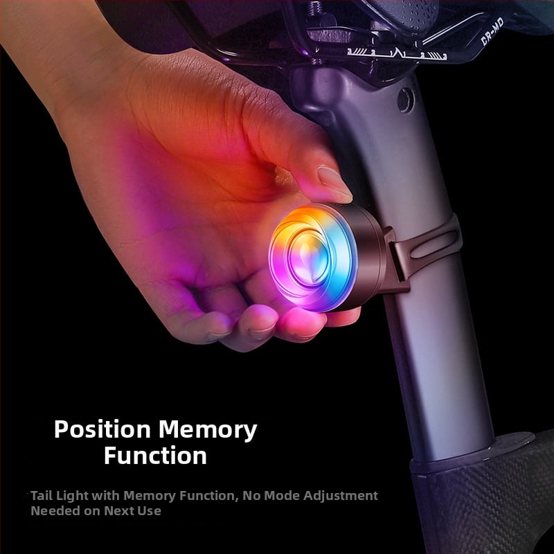 Inteligentna zadnja svjetiljka za bicikl – senzor, svjetlo kočnice, zakrivljeni dizajn za noćnu vožnju; mogućnost privatne oznake