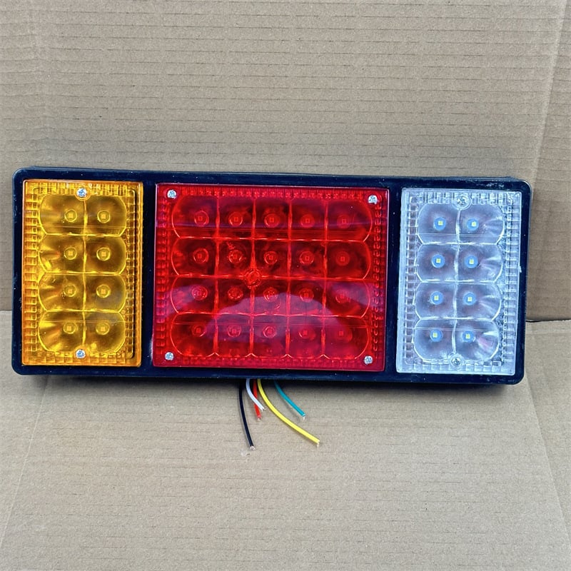 LED задна светлина 140-2, универсална, 12V-24V за тежкотоварни камиони, ремаркета и селскостопански превозни средства