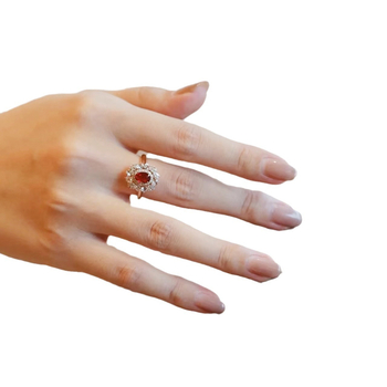 Prsten s rubinom i dijamantima, šuplji otvoreni dizajn, bakar elektroplatiran, za žene