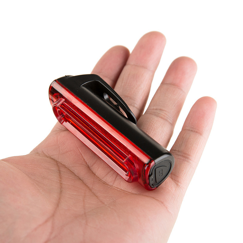 Tuliao USB LED stražnja svjetiljka za bicikl – za planinske i cestovne bicikle, sa svjetlom kočnice i upozoravajućim svjetlom