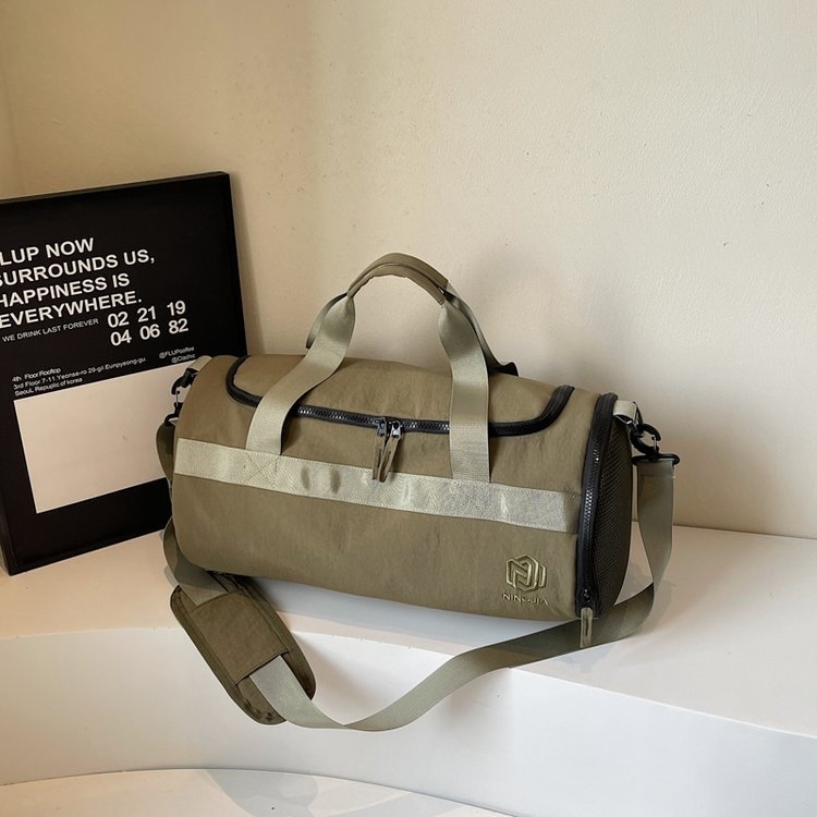 Unisex utazótáska száraz-nedves elválasztással, hengeres alakú, 20-35L, Oxford anyag