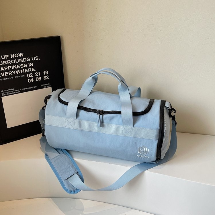 Unisex utazótáska száraz-nedves elválasztással, hengeres alakú, 20-35L, Oxford anyag