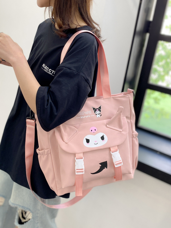 Štýlová cezramenná kabelka – svieži a jemný štýl; materiál: Oxford tkanina; obálkového dizajnu; zapínanie na zips; vnútorné vrecká pre telefón a preukaz