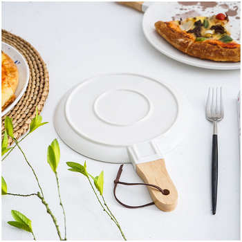 Farfurie de cină din porțelan cu model de pictură în cerneală, rotundă, suprafață glazurată, potrivită pentru hoteluri și mese