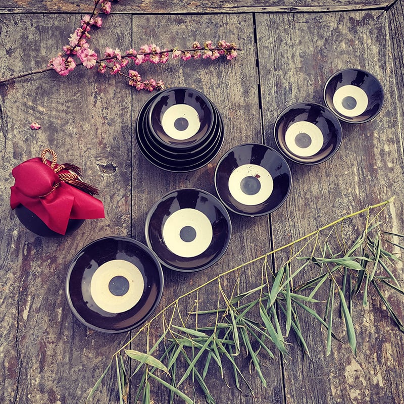 Keramička zdjela za vino, retro stil, okrugli oblik, ručno oslikana površina, pogodna za mikrovalnu pećnicu