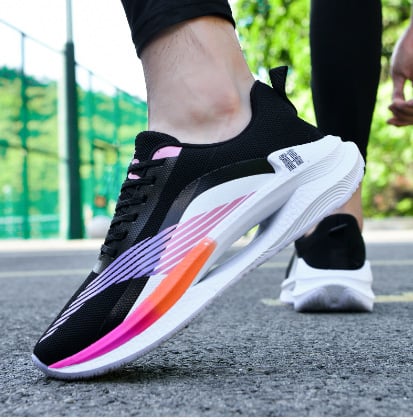 Muške tenisice za trčanje - prozračne, lagane, gornji dio od tkanine, mrežasti uložak, gumena potplata