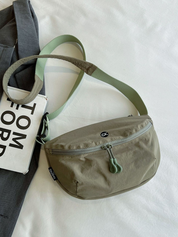 Najlon torbica za nošenje preko ramena, stil uličnog trenda, Saddle Bag, zatvaranje na zip, trodimenzionalni vanjski dio