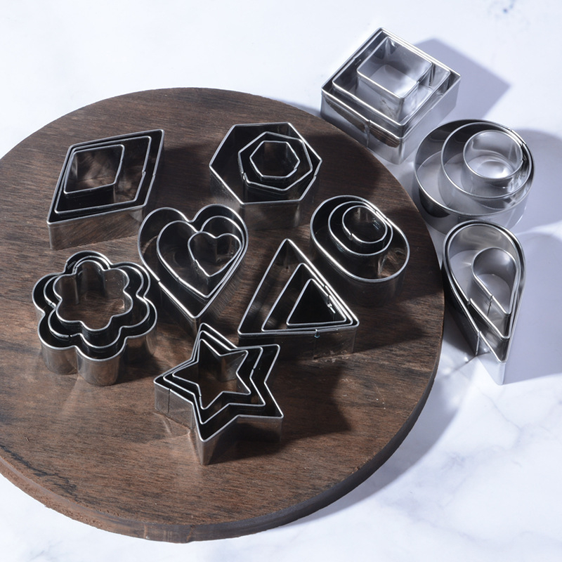 Kalup za kekse od nehrđajućeg čelika s raznim uzorcima, pogodan za kekse i torte