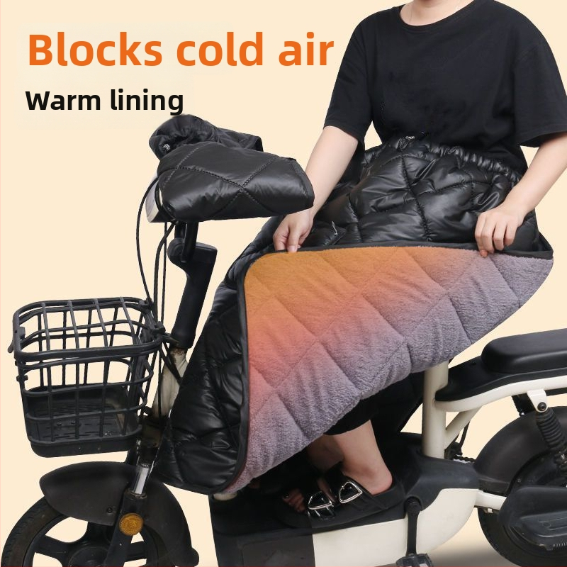 Vėjo atspari kelio skiautė elektriniam dviraliui; plastikinė konstrukcija, atspari vandeniui, galimybė logotipą spausdinti