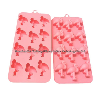 Silicone formu komplekts: ananasu kūka formas, flamingo, gulbis un pingvīns ledus formām (Materiāls: silikons; Ietilpība: 3,5 ml; Funkcija: viegla demouldēšana; Stils: neregulārs; Kategorija: silikona ledformu komplekti)