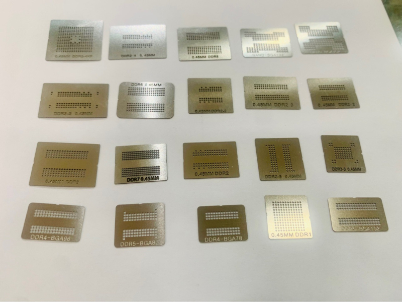 Set de 20 plase din oțel BGA universal, pentru lipire manuală a bilelor, încălzire directă, plasă mică, plasă de acoperire cu tin, plasă memorică; Tip: flocking; Brand: Good Welding; Import: Nu; Procesare: Nu