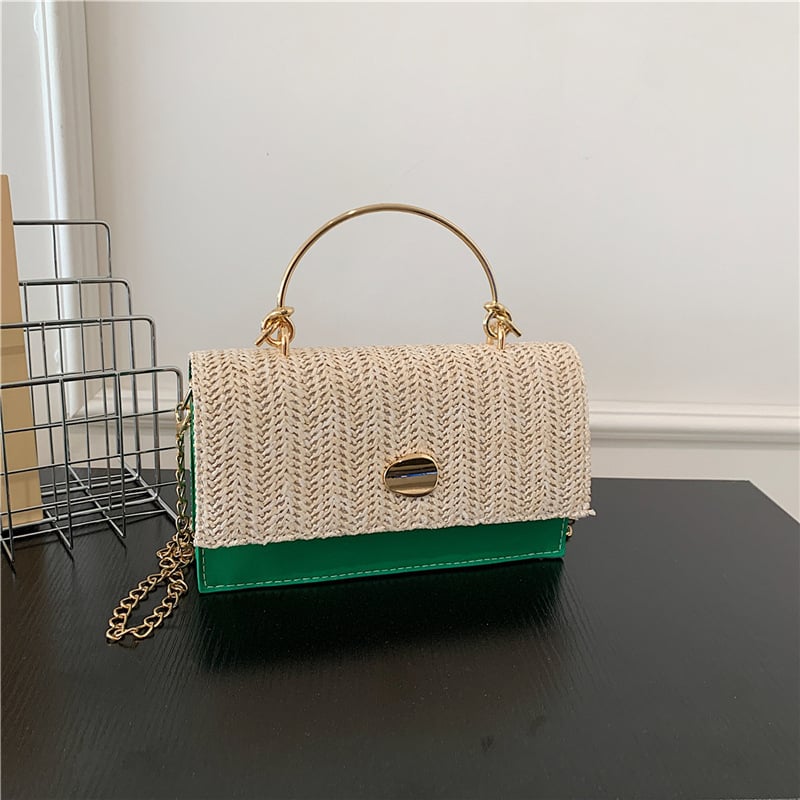 Torba od slame u gradskom stilu, četvrtastog oblika, zatvaranje klapnom, jedna naramenica, džep za mobitel