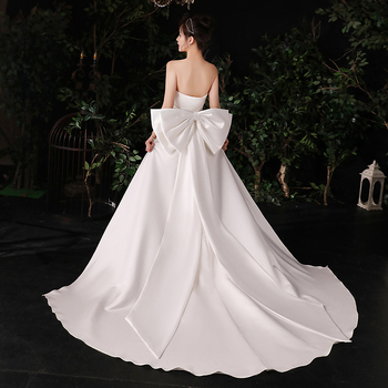 Dugi vjenčani veo s velikom mašnom i mekim tylom, ukras oko struka, Ivan, Zima 2021