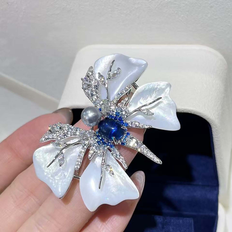 Bakrena broš s cirkonijem, životinjski oblik, mikro postavljanje, dekorativna i vjenčana, sladak stil