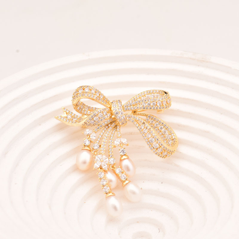 Bros s mašnicom i resicama, prirodni slatkovodni biser, koreanski stil