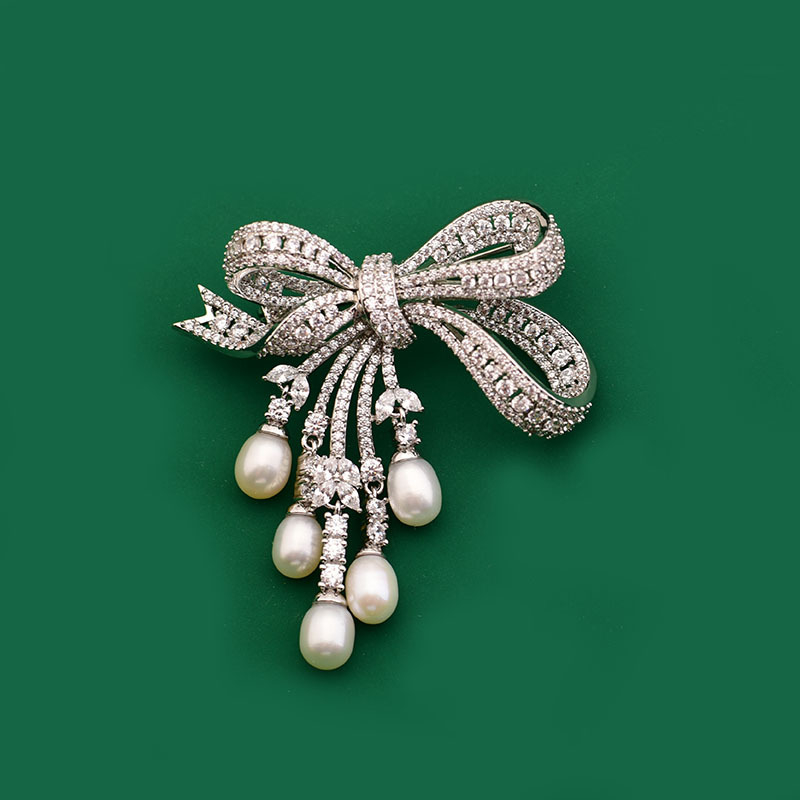 Bros s mašnicom i resicama, prirodni slatkovodni biser, koreanski stil