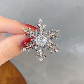 Kristalna snježinka broš - luksuzna ženska igla, korejski stil, s ugradnim kristalima, jesen 2024