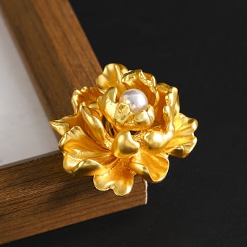 Yusheng broš s cvjetnim oblikom od legure, elektroplatiniran, klasični unisex dodatak