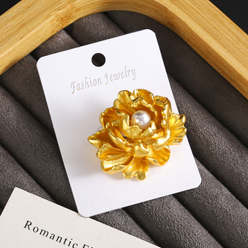 Yusheng broš s cvjetnim oblikom od legure, elektroplatiniran, klasični unisex dodatak