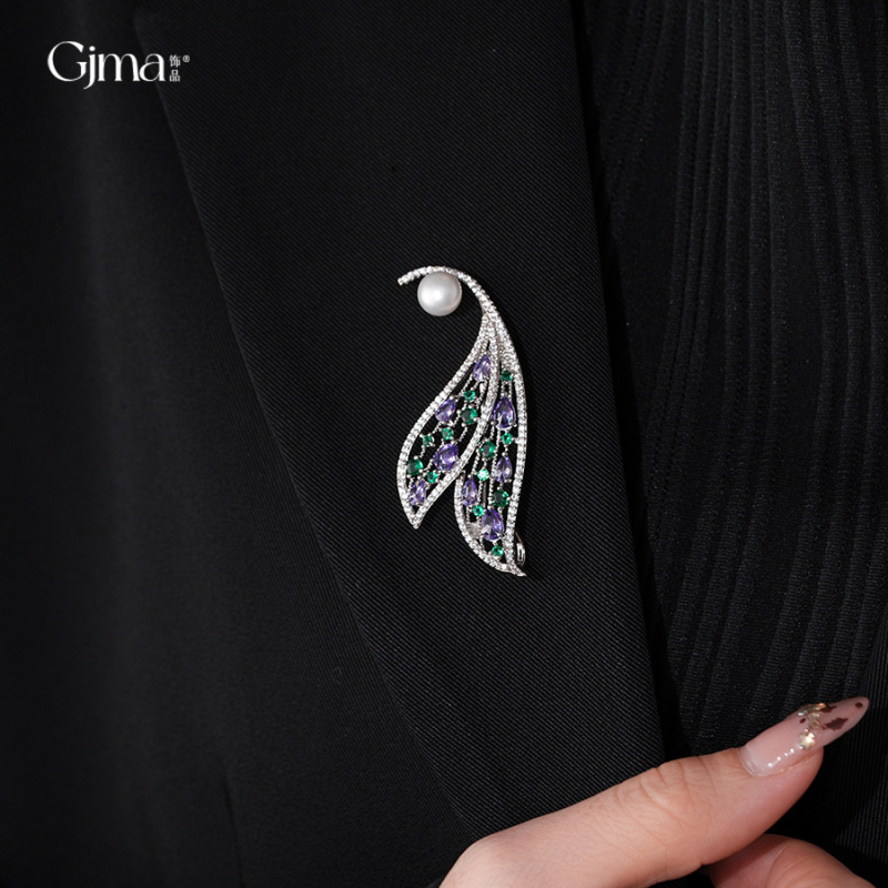 Bakrena broš u obliku lista, dijamantno obrađena, Fengmei Jewelry Factory