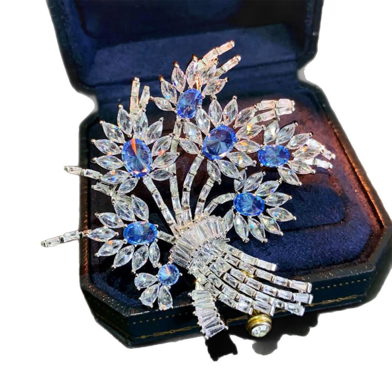 Meďová brošňa s kvetom, s inlajom zo zirkónu, kovový povrch, inšpirovaný japonsko-kórejským štýlom