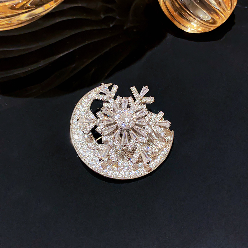 Bakrena broš u obliku cvijeta, elektroplirano, ženski lagani luksuz stil, za uspomenu i ukrašavanje