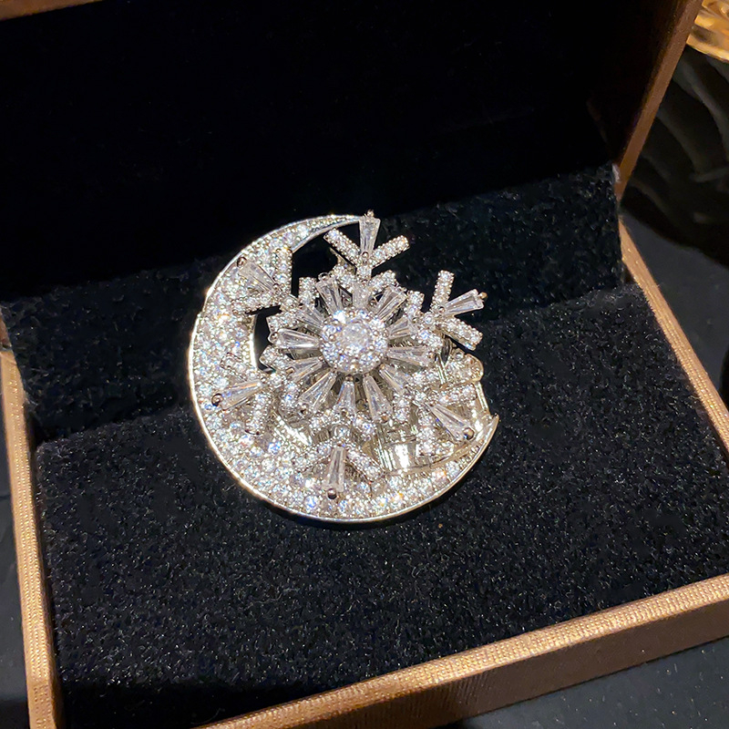 Bakrena broš u obliku cvijeta, elektroplirano, ženski lagani luksuz stil, za uspomenu i ukrašavanje