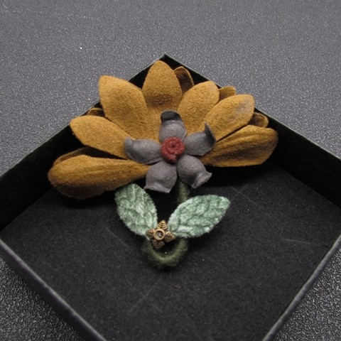 Broš – originalni dizajn, unisex, miješani materijali, dekoracija