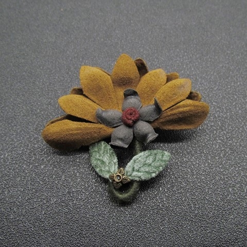 Broš – originalni dizajn, unisex, miješani materijali, dekoracija