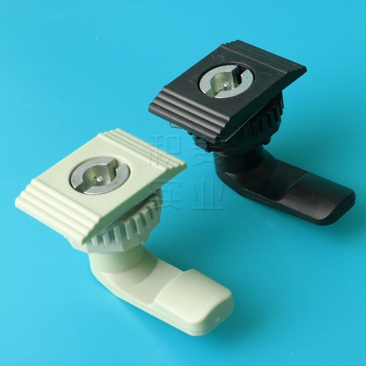 Cilindrična brava za ormariće, model New Foundation lock, plastični materijal, pogodna za ormariće i razvodne ormariće, moguće prilagođavanje