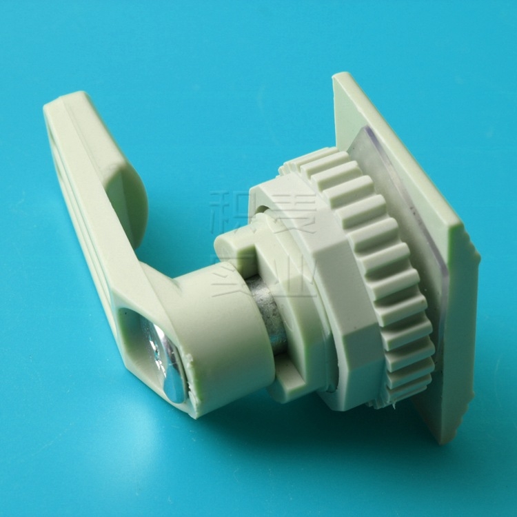 Cilindrična brava za ormariće, model New Foundation lock, plastični materijal, pogodna za ormariće i razvodne ormariće, moguće prilagođavanje