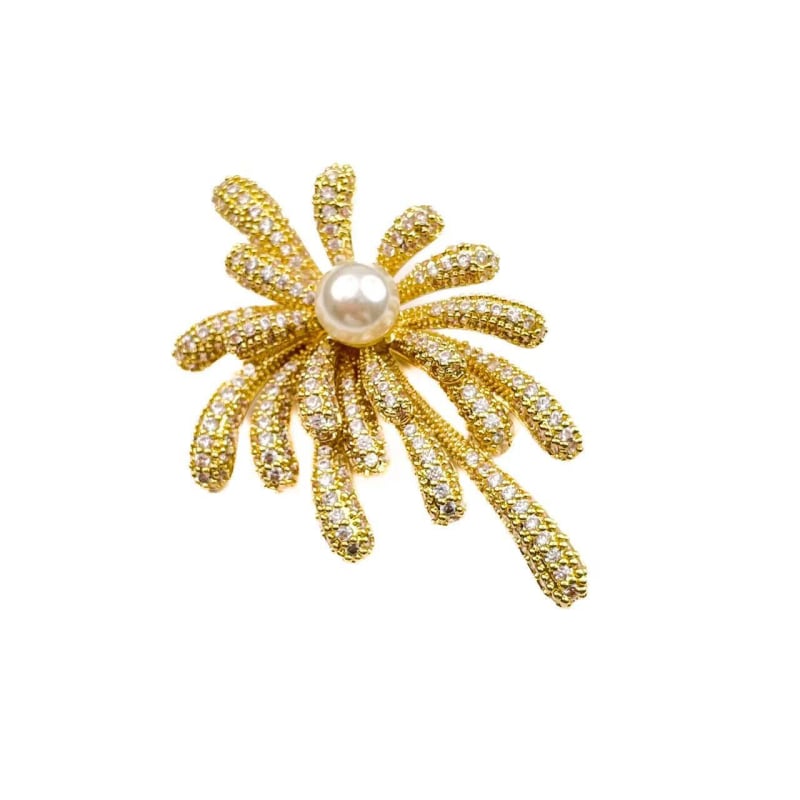 Réz brooch cirkónos bevéséssel, elektroplattolt felület, divatos ruházati kiegészítő