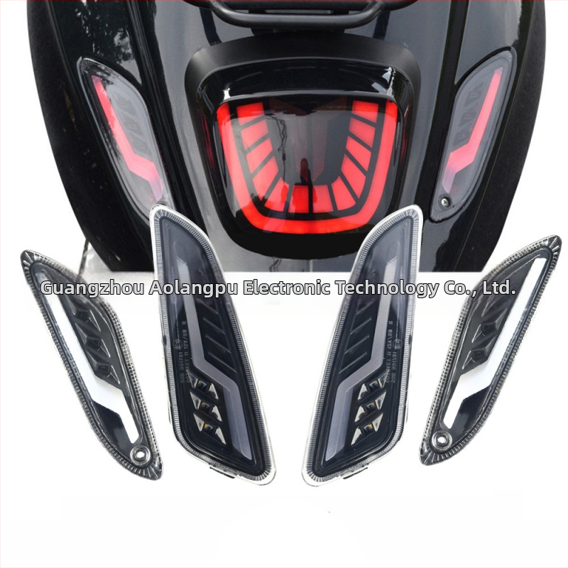 LED predné a zadné smerovky pre Vespa Sprint 50/125/150 (2014–2023), OT038, ABS, 12V