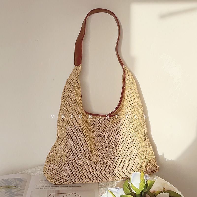 Geantă Tote Corduroy — Capacitate mare; Închidere magnetică; Captușire: iarbă; Stil vacanță plajă