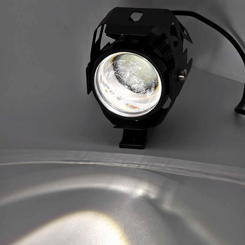 Vanjski LED reflektor za automobile i motocikle, model U5, 1500 lm, 10 W, 9-60 V, IP67