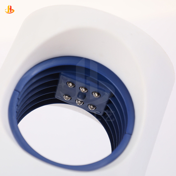 Lampa za ubijanje komaraca – tiho djelovanje – aromaterapija i repelent – ABS kućište – pokrivenost 61 m² i više