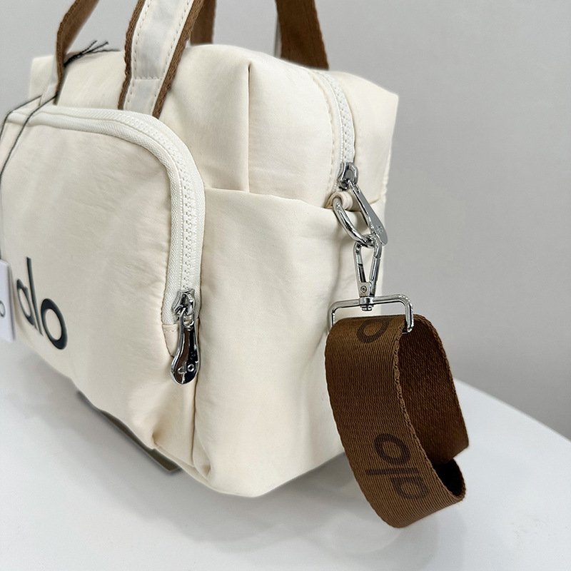 Torba za jogu i fitness – unisex, Oxford tkanina; kapacitet 20–35 L; vodootporna; ultra lagana