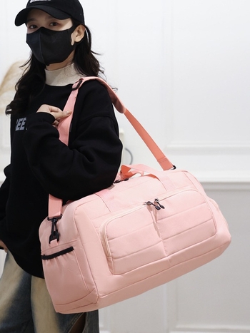 Sportska torba za putovanje i fitness s odjeljivanjem suho/mokro, otporan Oxford materijal, crossbody dizajn, kapacitet 36–55 L, unisex